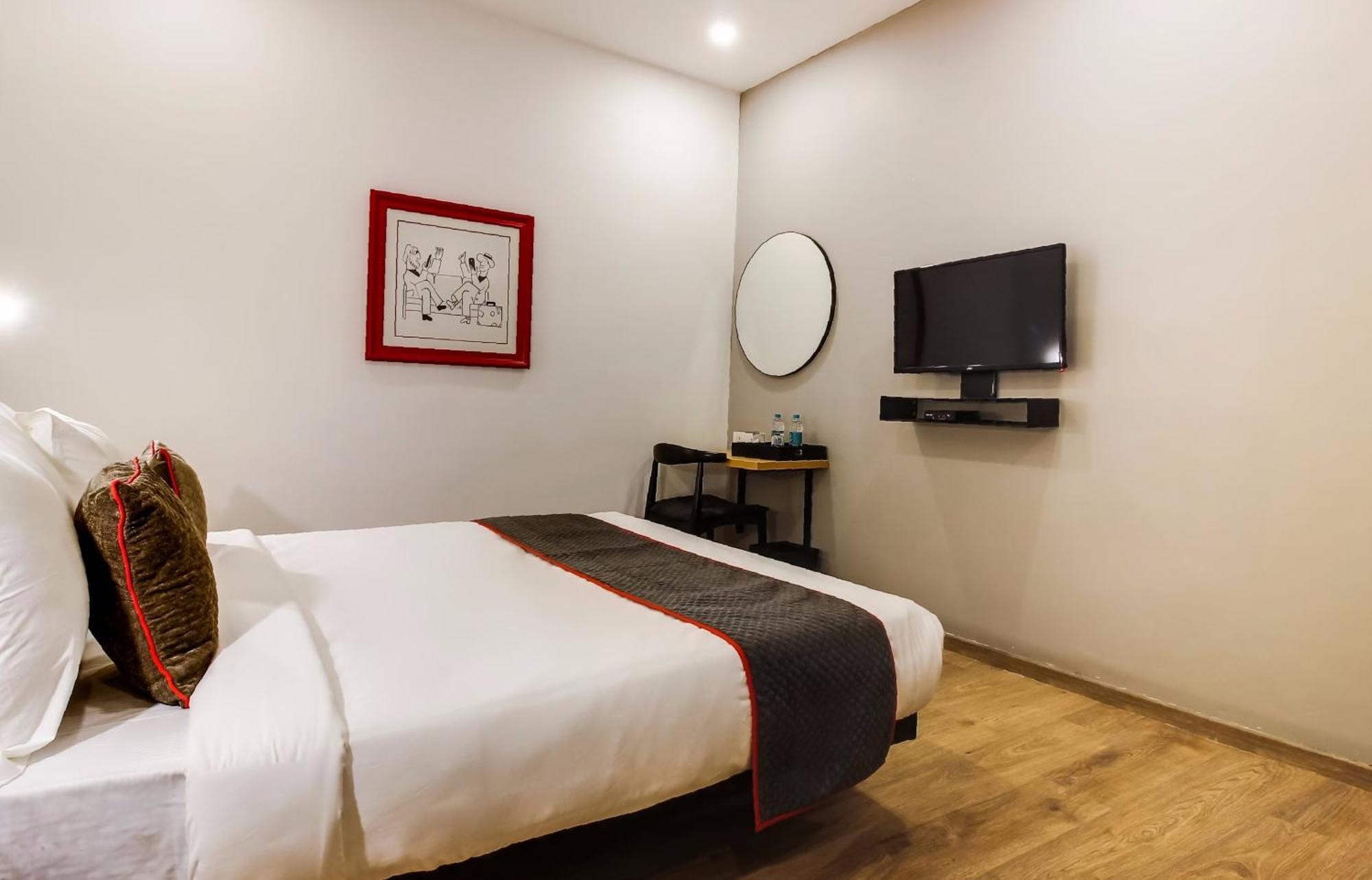 Townhouse De Alphabet Otel Haydarabad Dış mekan fotoğraf