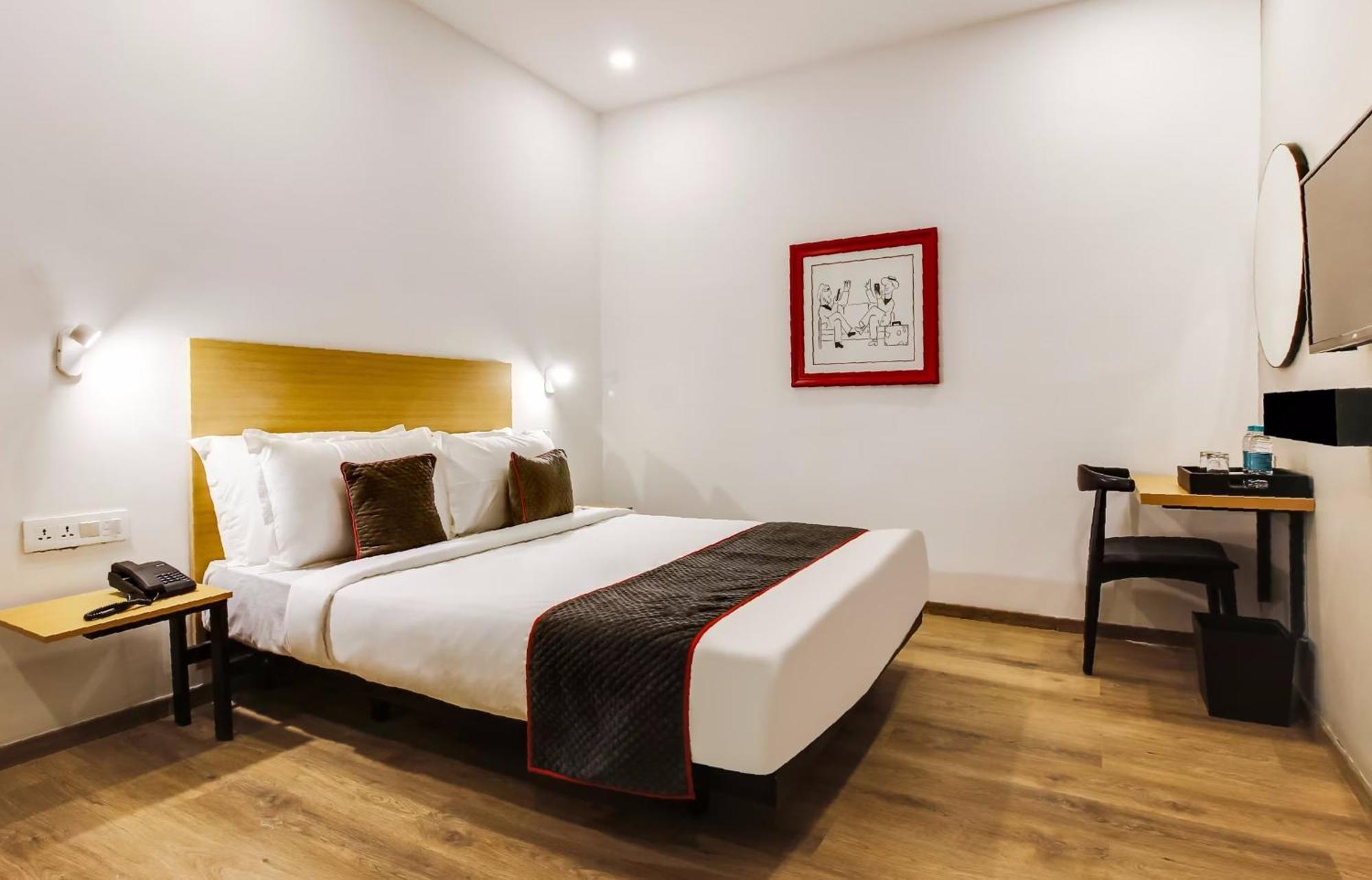 Townhouse De Alphabet Otel Haydarabad Dış mekan fotoğraf